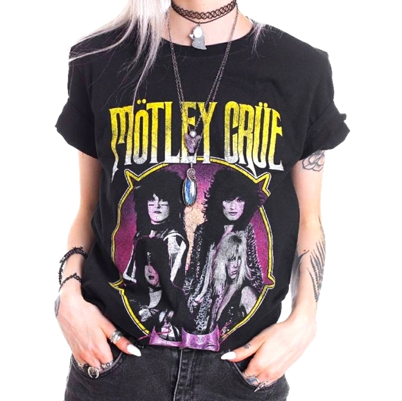 motley crue Tops - MOTLEY CRUE Theater of Pain Pentagram Band Tee NWT